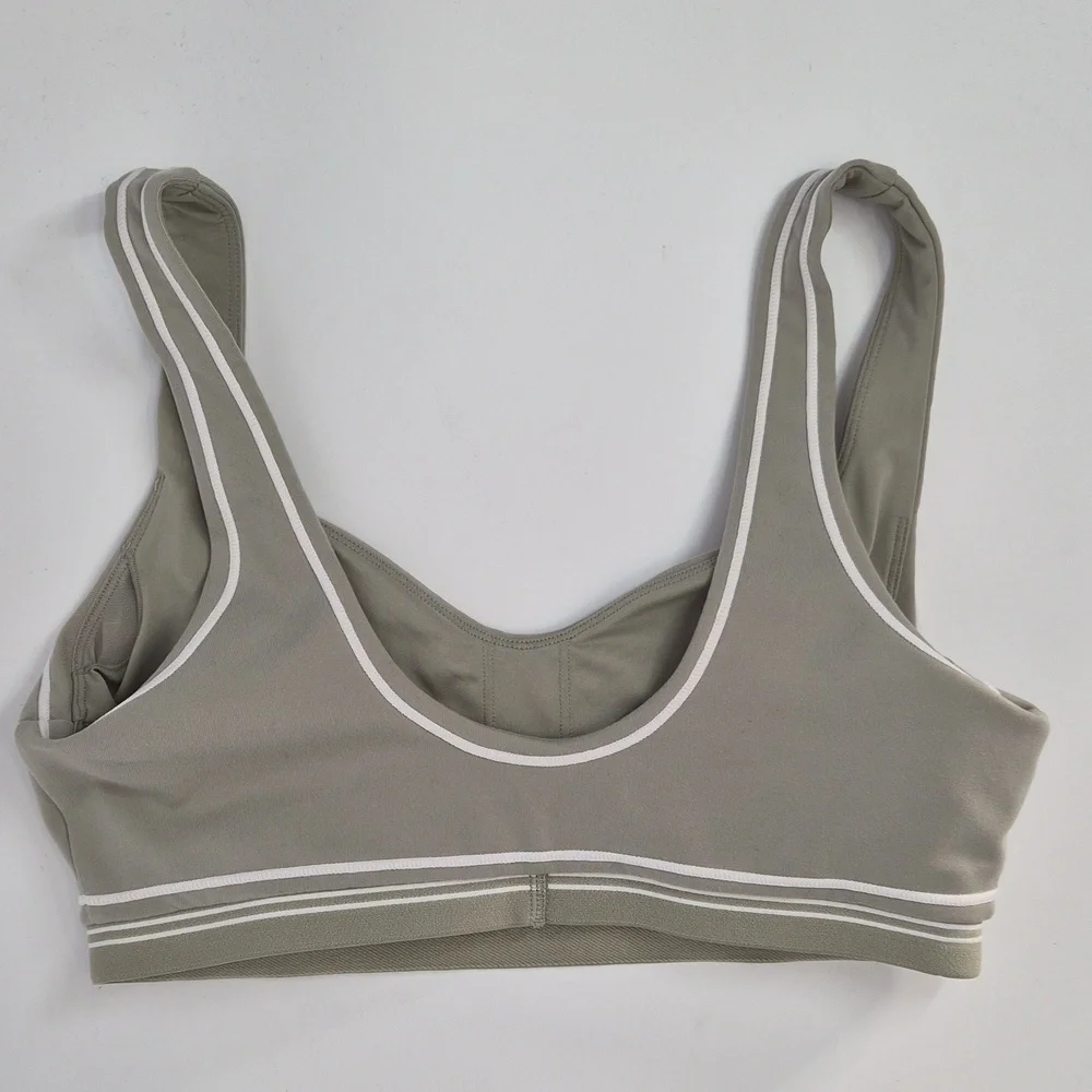 Alo Yoga Airbrush Heart Throb Bra Limestone Medium - Picture 5 of 8